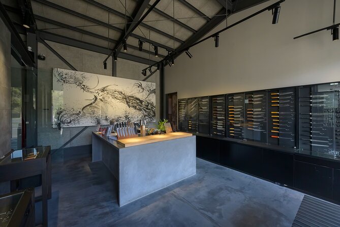 Temples Silence Retreat - Speaking Monk Guided Tour - Experience Overview