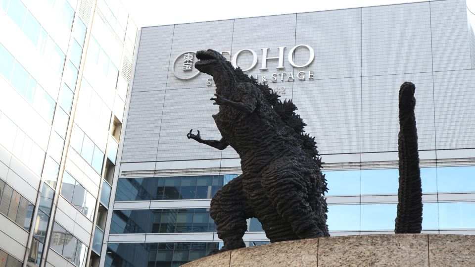 Tokyo : Imperial Palace and Hibiya District Walking Tour - Customer Reviews