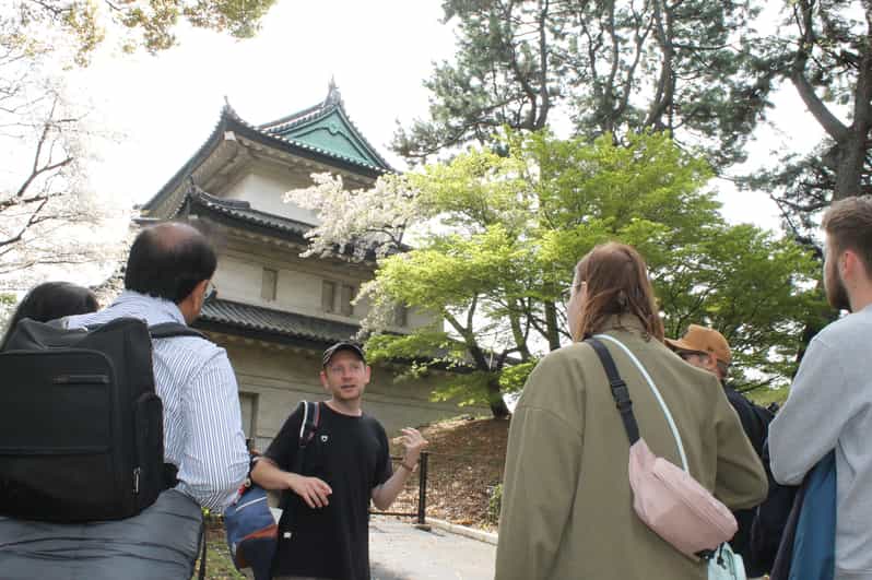 Tokyo: Imperial Palace History Walking Tour - Booking Information