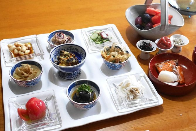 Private Cooking Class With a Local Akemi in Her Home - Culinary Experience Overview