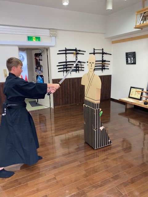 Tokyo Iaido Tournament Entry Fee + Martial Arts Experience - Inclusions