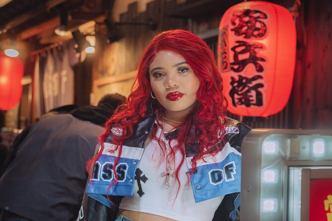 Tour With Pro Tokyo Photographer and Take Edgy Unique Portraits - Common questions