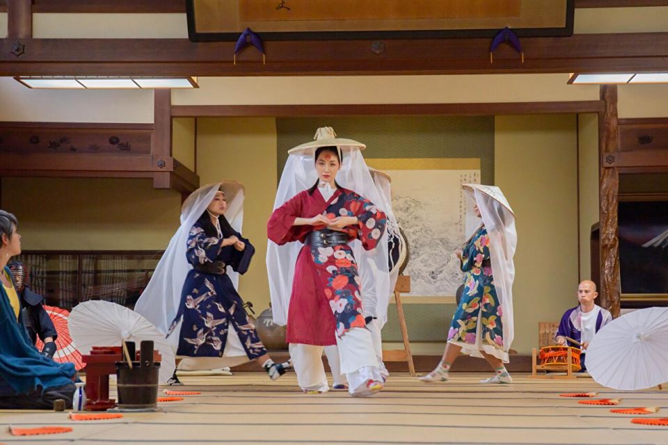 TOYOKAWA INARI in Japan:Ultimate Luxurious Tours - Cultural Descriptions and Art Appreciation