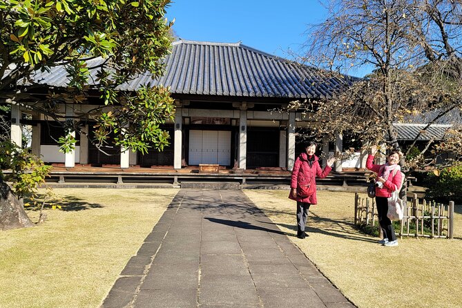 Yanaka Sendagi Nezu : Explore Traditional Life & Beauty Tour - Souvenir Shopping