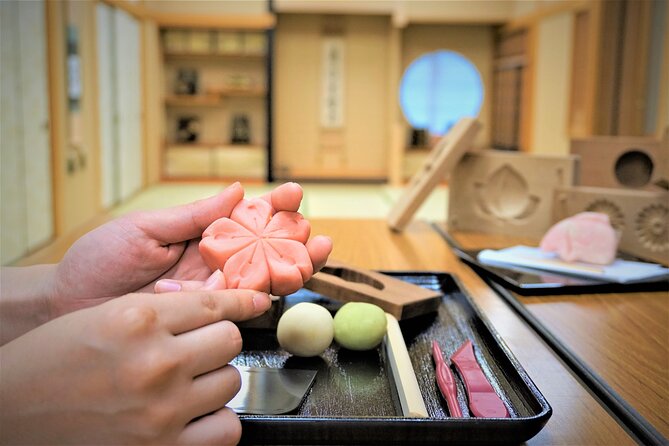 Tokyo Japanese Sweets Making Experience Tour With Licensed Guide - Common questions