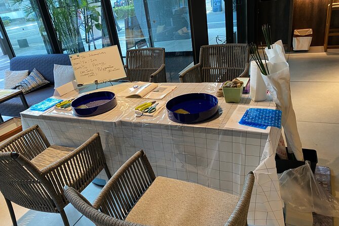 Ikebana Experience Tour in Kyoto - Language and Location