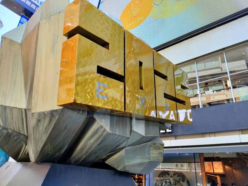 Osaka: Guided Walking Tour to Castle, Shinsekai, & Dotonbori - Background