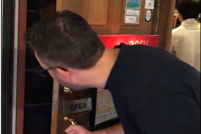 Tokyo:Yokocho Walking and Japanese Pub Crawl Tour - Common questions