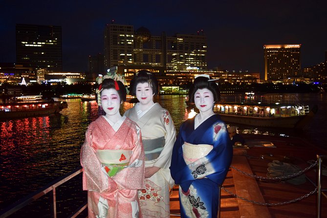 Call Fukagawa Geisha to Join You on a Yakatabune Boat Trip