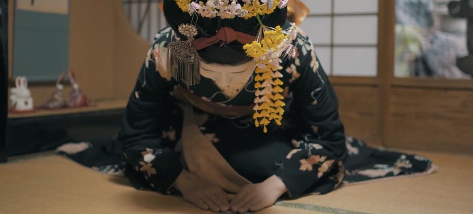 Kyoto: Geisha Arts Gion Cultural Walk With Geisha Show - Key Takeaways