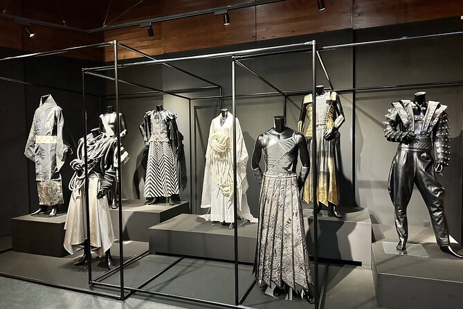 Open-Air Theater "Tao-No-Oka" Japanese Taiko Drums Live Show - Key Takeaways