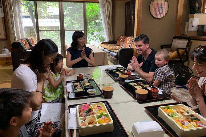 Seasonal Family Holiday Tour - Key Takeaways