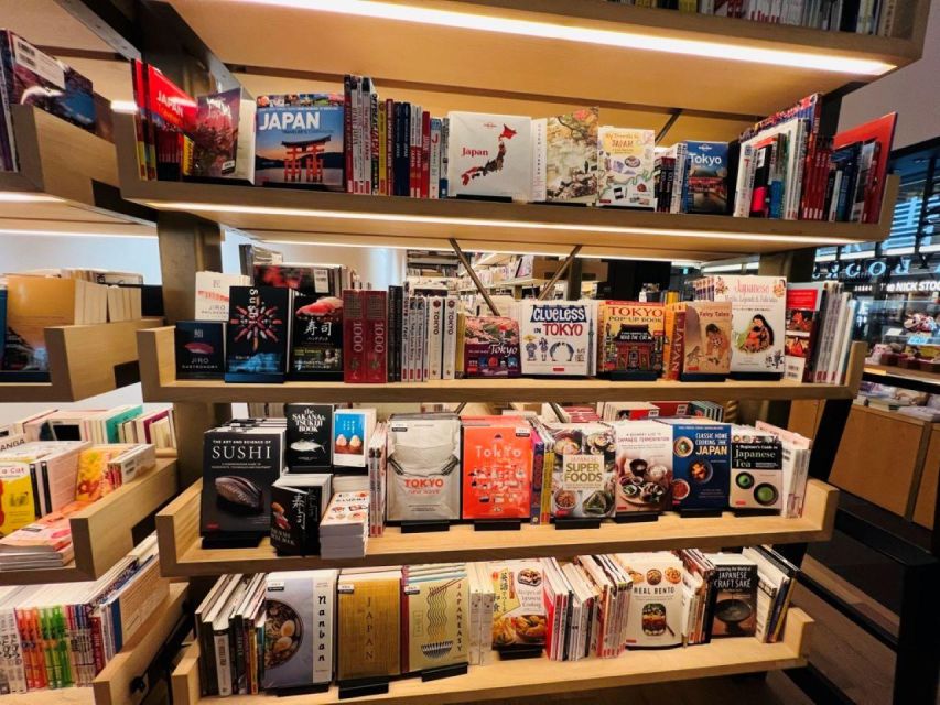 Souvenir Shopping and Wagyu Lunch in Ginza - Key Takeaways